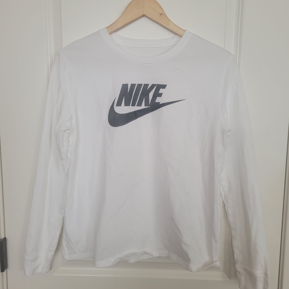 Nike White Long Sleeve Tee